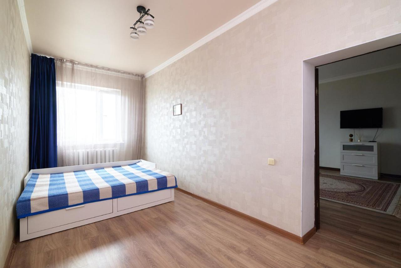 Квартира В Самом Центре Столицы Казахстана Apartment Nur-Sultan  Exterior photo