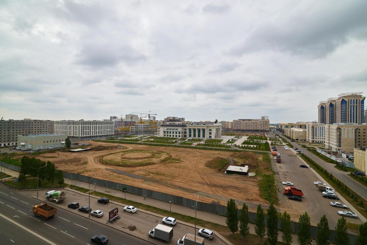 Квартира В Самом Центре Столицы Казахстана Apartment Nur-Sultan  Exterior photo